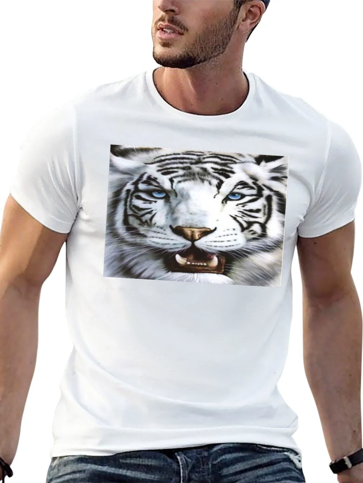 Bold Tiger Graphic Black T-Shirt product image 4